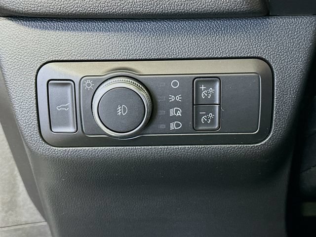 Used 2021 Ford Escape SEL FWD image 11