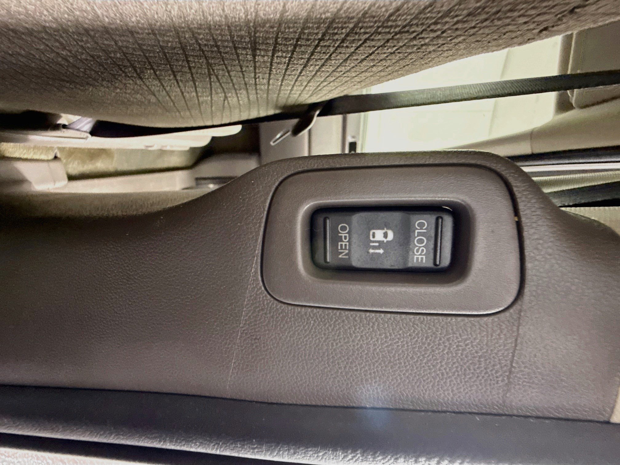 Used 2017 Honda Odyssey EX image 40