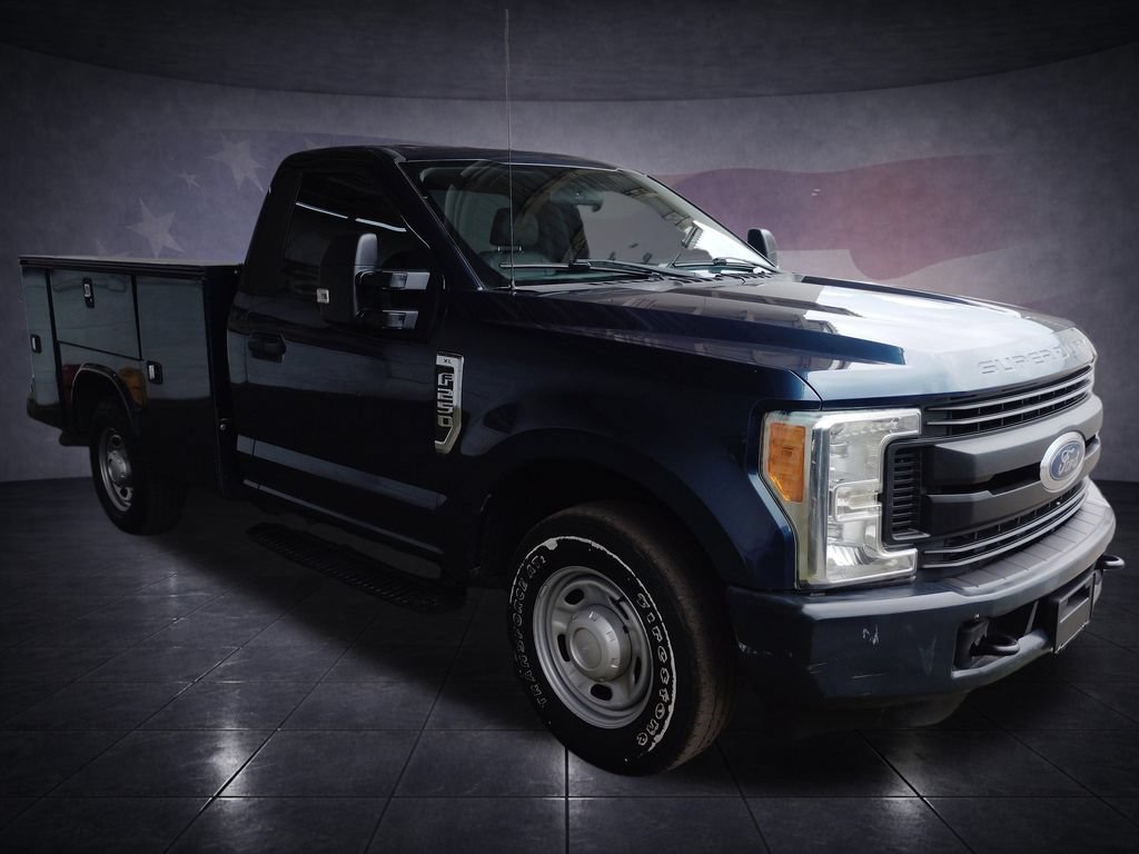 Used 2017 Ford F250 XL w/ Power Equipment Group RWD image 7
