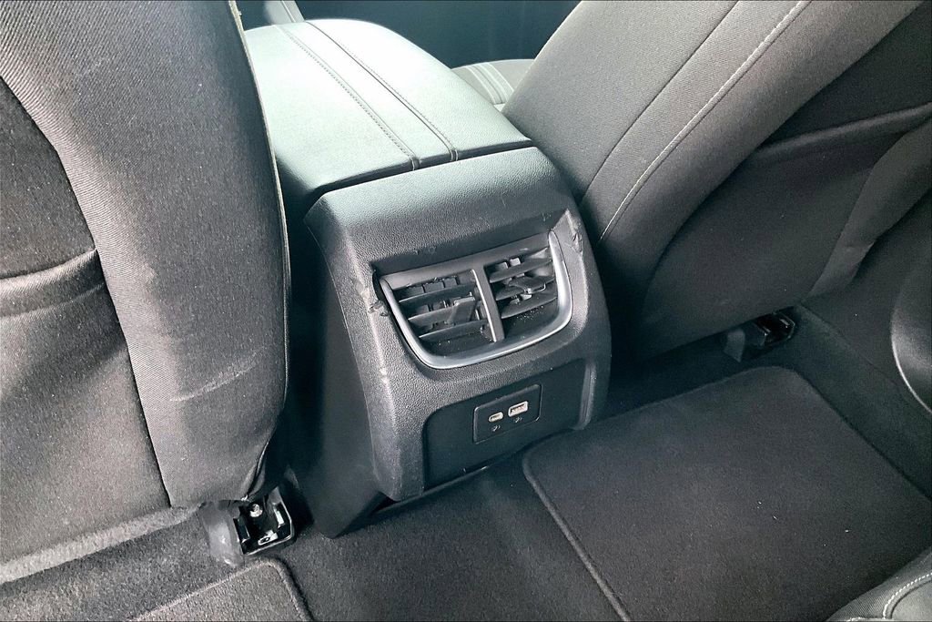 Used 2023 Chevrolet Blazer LT image 33