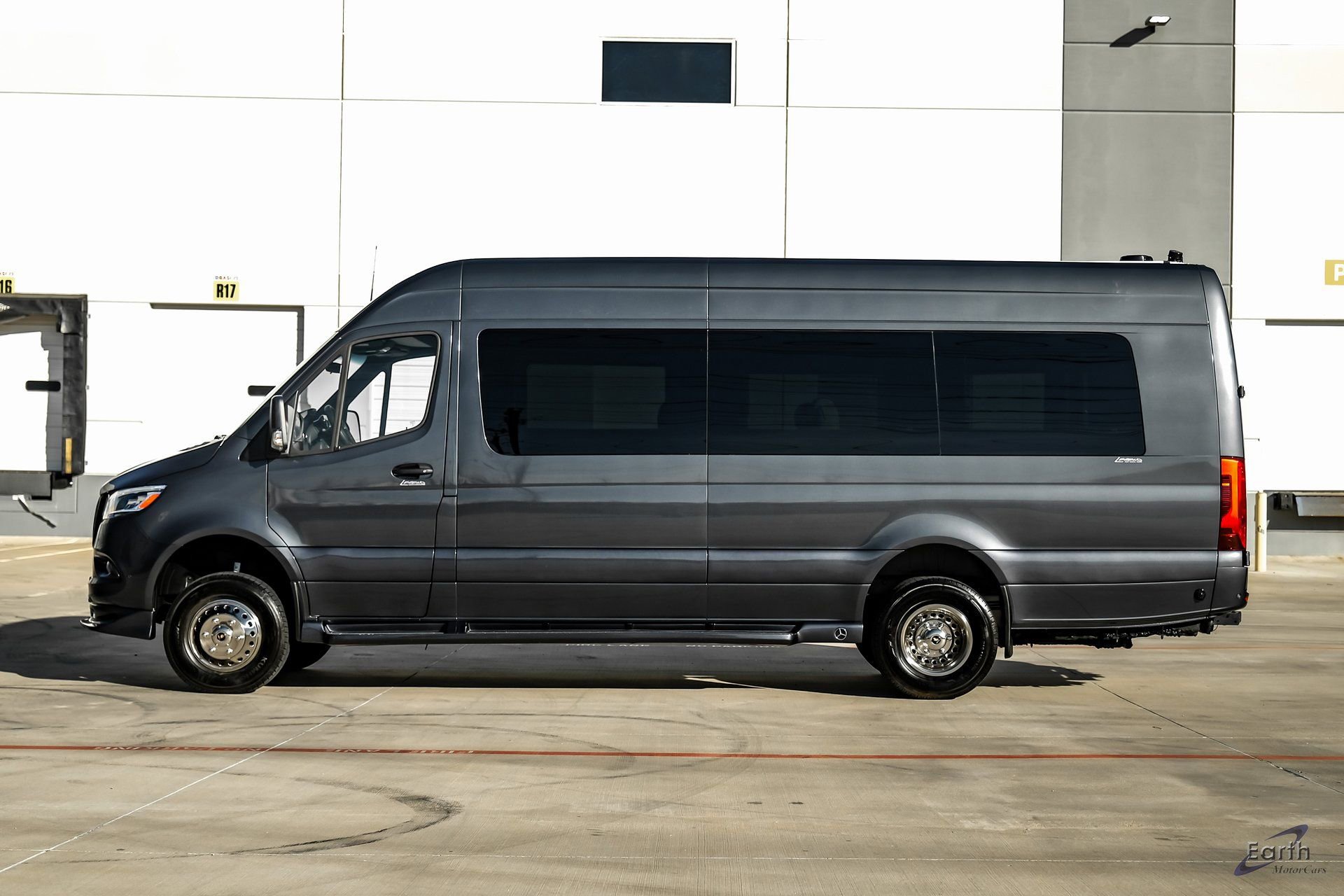 Used 2023 Mercedes-Benz Sprinter 3500 image 5