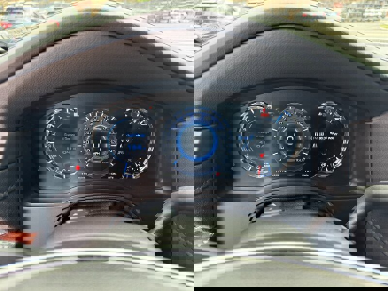 Used 2020 Cadillac Escalade ESV Premium Luxury image 25