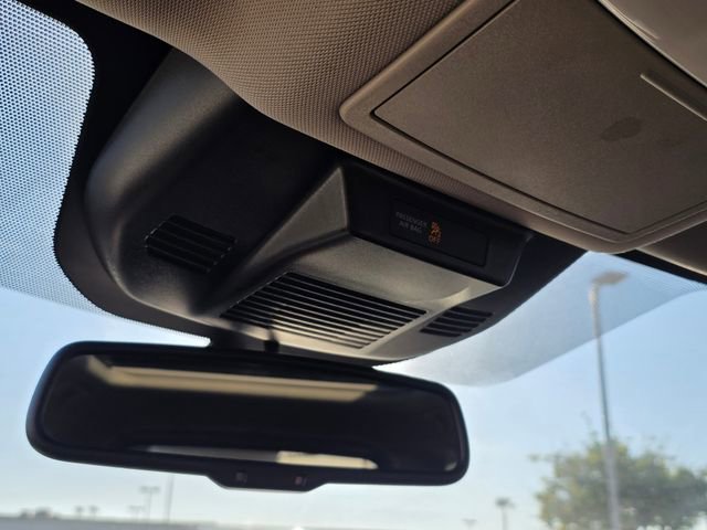 Used 2023 Nissan Rogue SL w/ SL Premium Package image 40