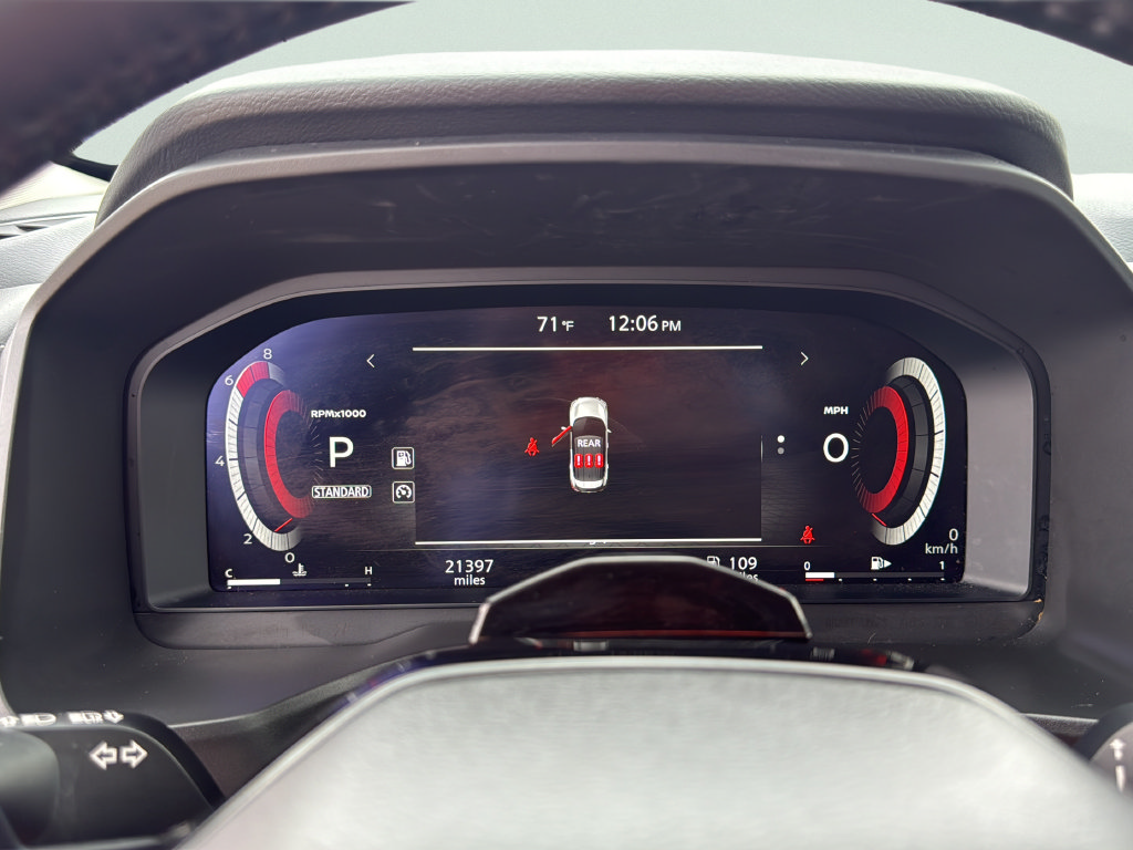 Used 2025 Nissan Rogue SL w/ Tech Package FWD image 24