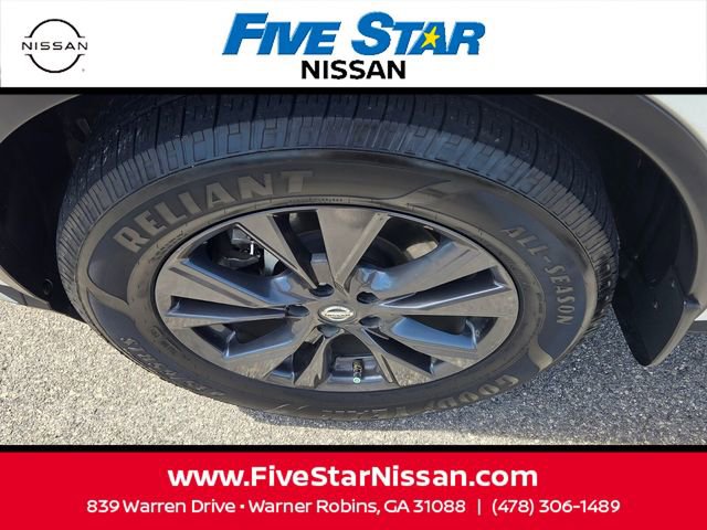 Used 2018 Nissan Murano SV w/ Premium Package FWD image 18