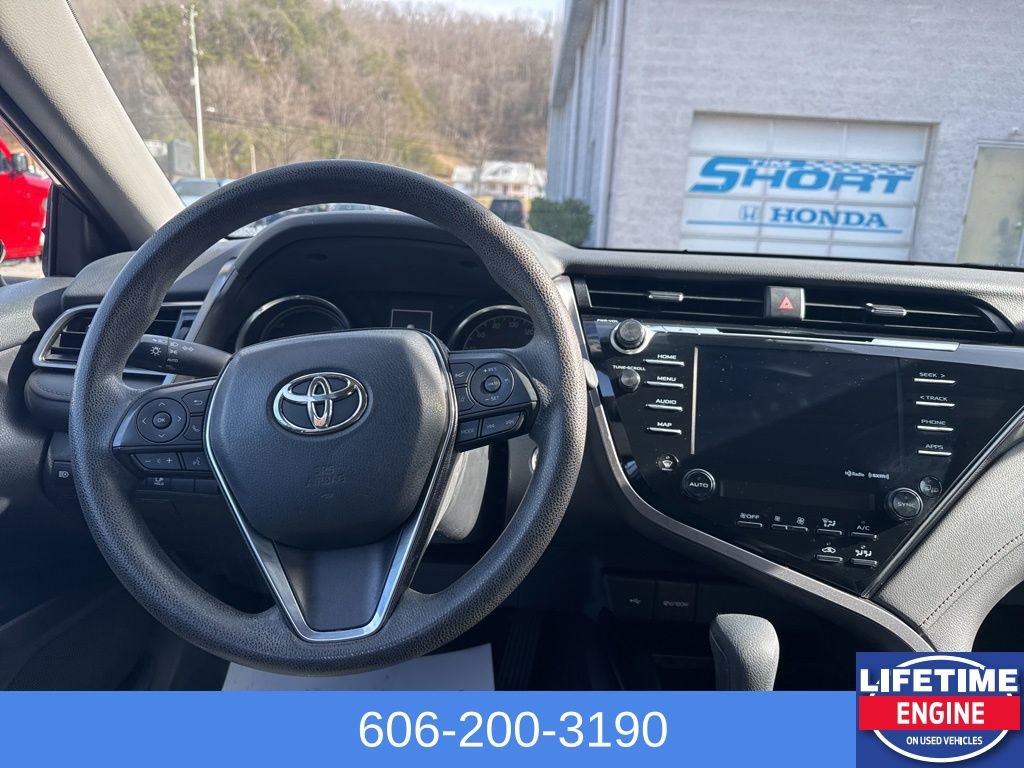 Used 2020 Toyota Camry LE image 13