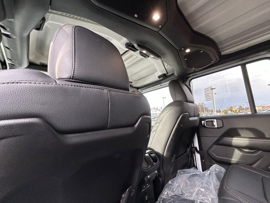 New 2026 Jeep Wrangler Sahara image 27