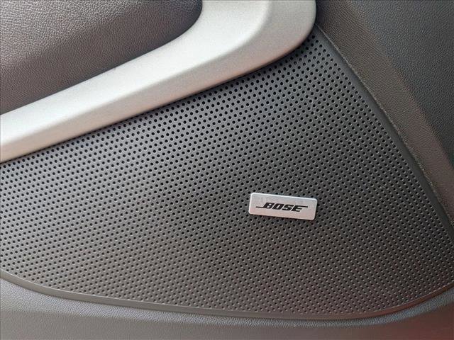 Used 2019 Chevrolet Camaro LT w/ Technology Package image 15