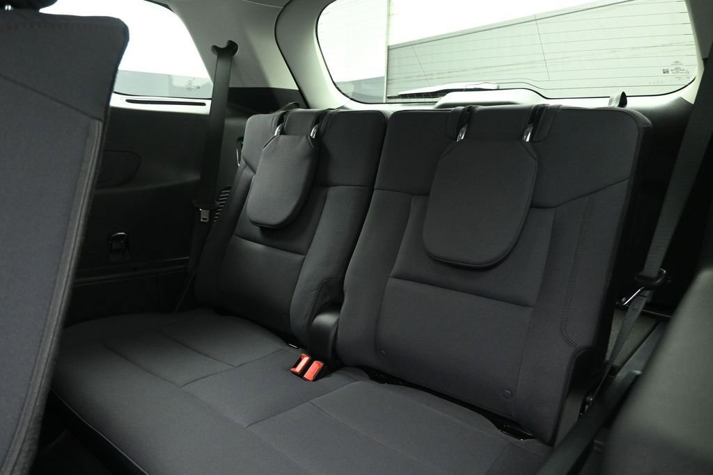 New 2026 Ford Explorer Active RWD image 20