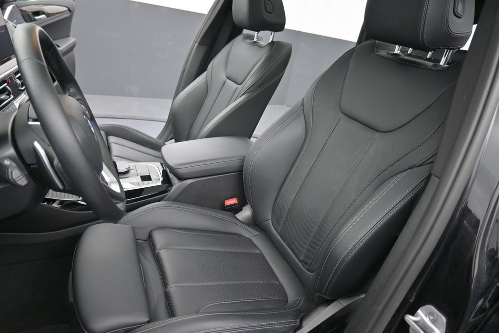 Used 2023 BMW X3 xDrive30i w/ Premium Package AWD/4WD image 10