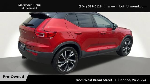 Used 2021 Volvo XC40 T5 R-Design w/ Advanced Package AWD/4WD image 2