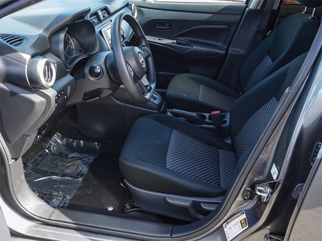 Used 2024 Nissan Versa S w/ Trunk Package image 17