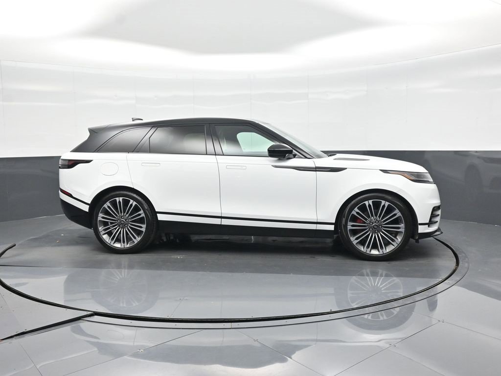 Used 2024 Land Rover Range Rover Velar Dynamic SE image 9