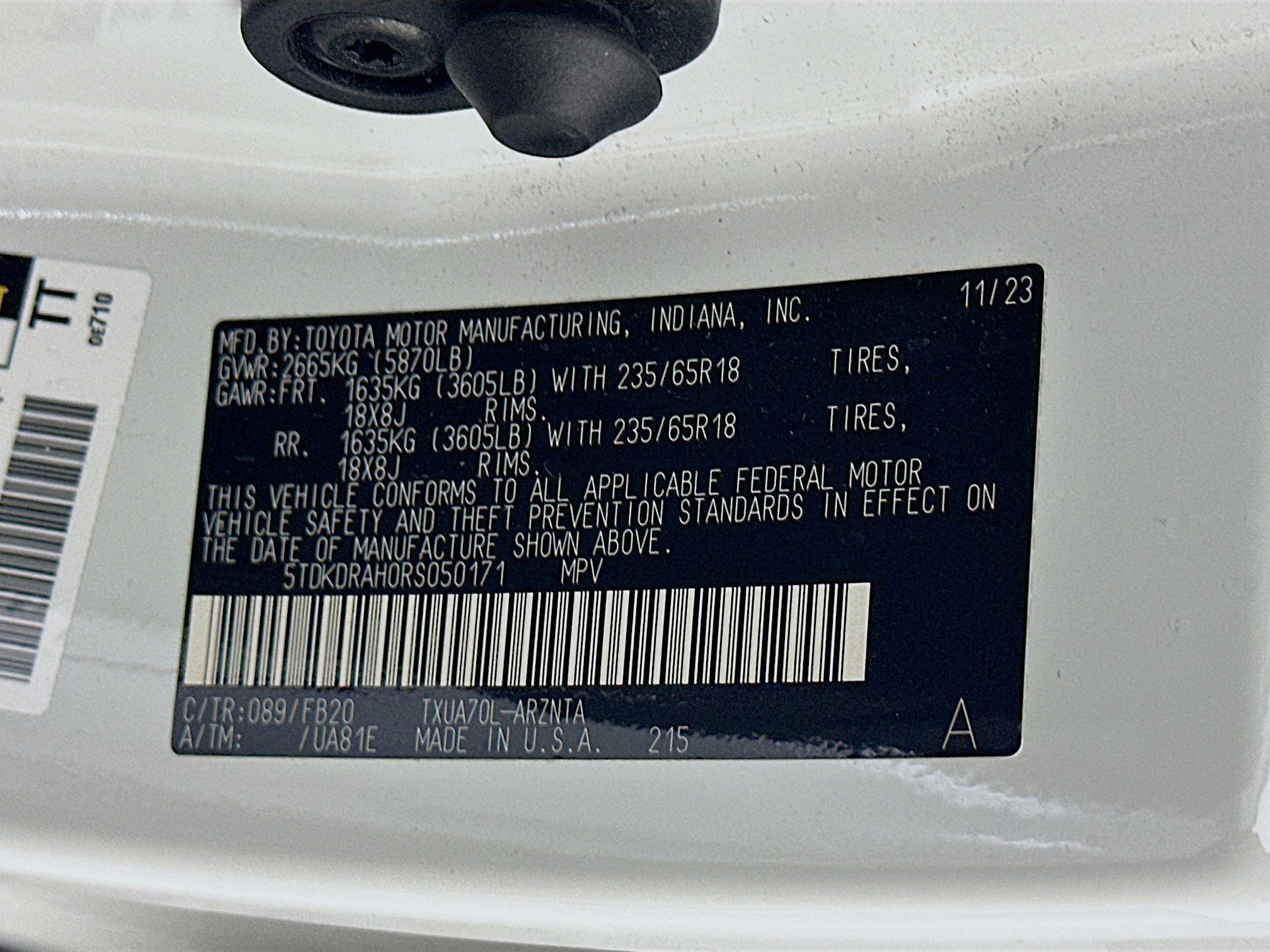 Used 2024 Toyota Highlander LE image 12