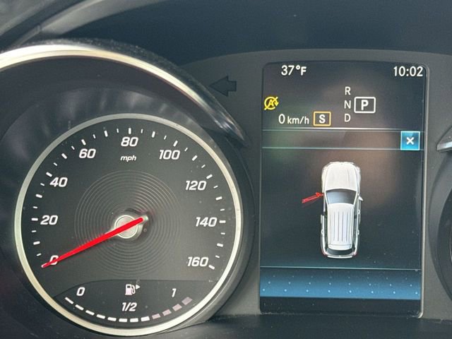 Used 2020 Mercedes-Benz GLC 300 4MATIC w/ Multimedia Package image 12