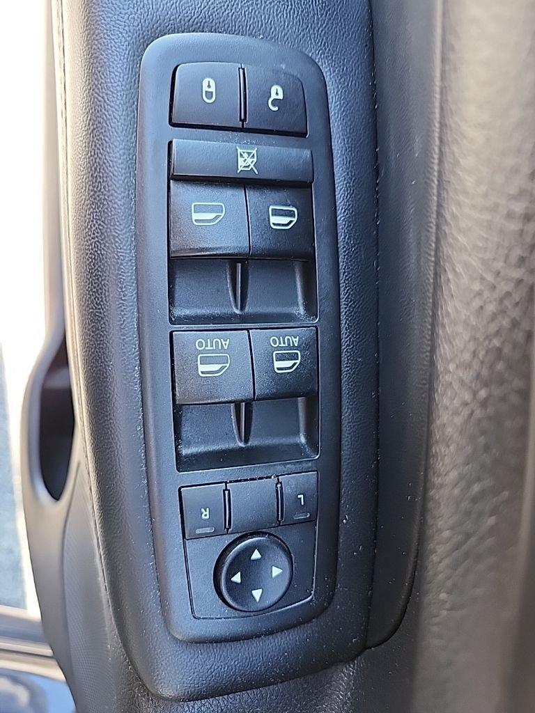 Certified 2020 Jeep Grand Cherokee Altitude AWD/4WD image 25