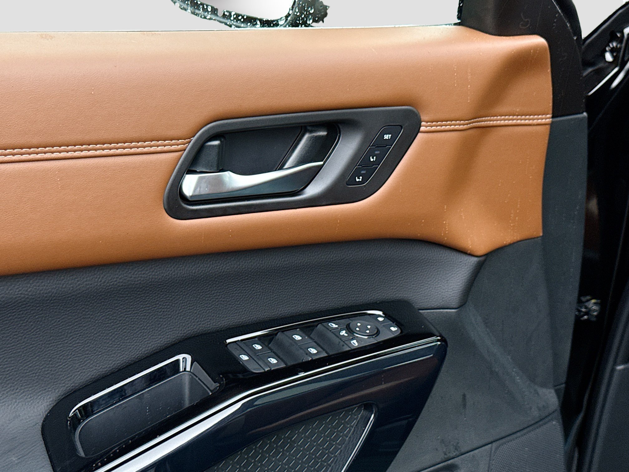 New 2026 Nissan Pathfinder Platinum AWD/4WD image 10