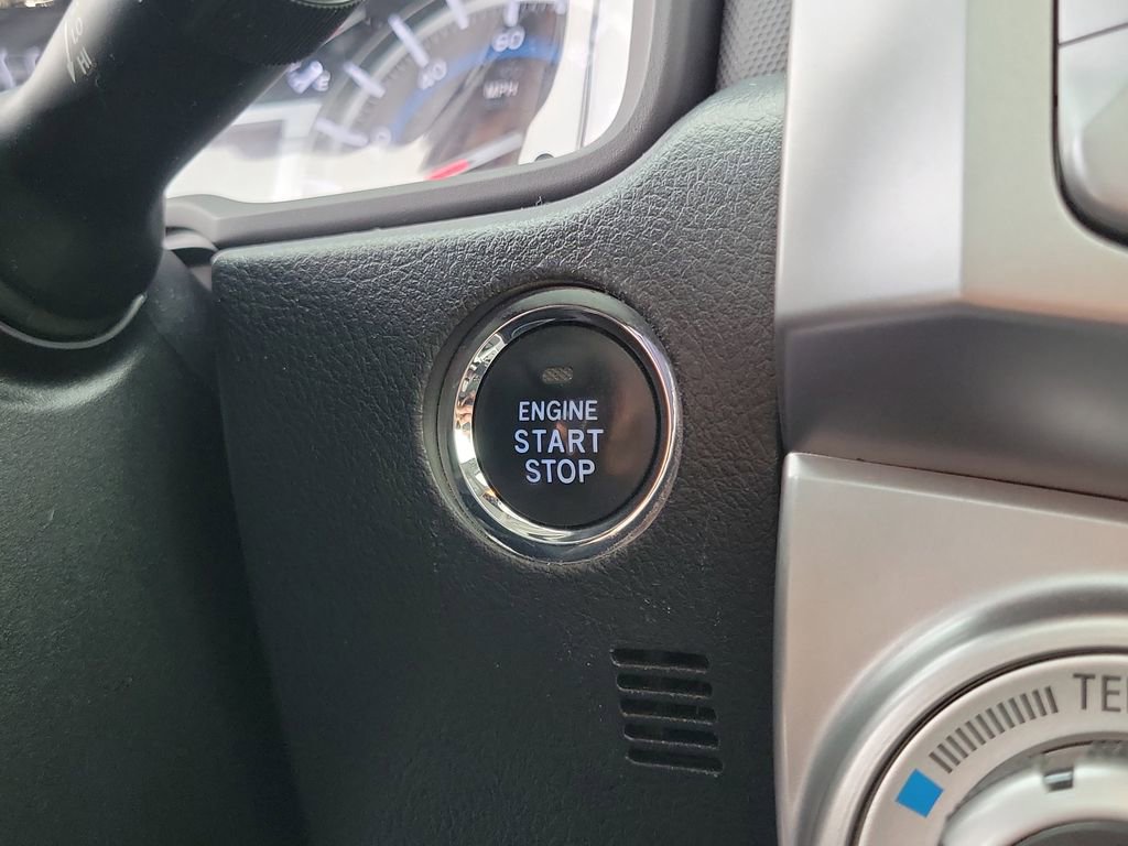 Used 2018 Toyota 4Runner Limited image 31