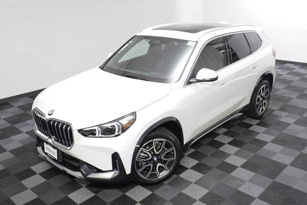 Certified 2025 BMW X1 xDrive28i w/ Technology Package AWD/4WD image 2