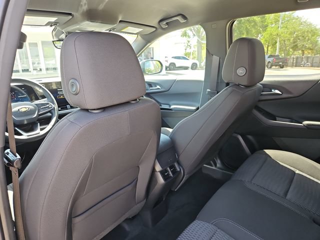 New 2026 Chevrolet Equinox LT w/ Safety and Technology Package FWD image 8
