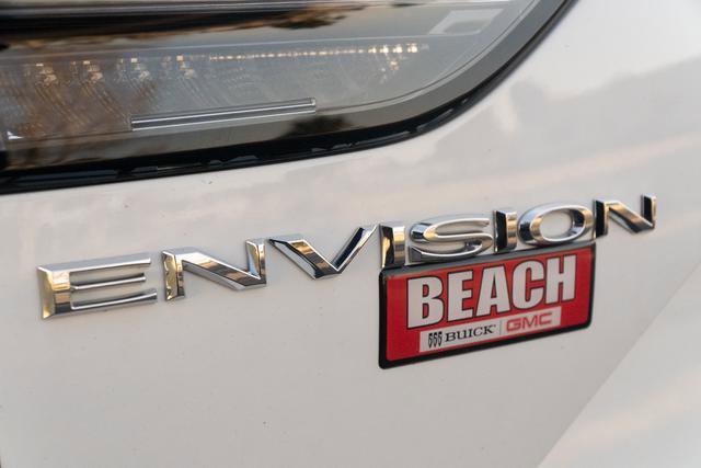 Used 2021 Buick Envision Avenir w/ Technology Package II image 39