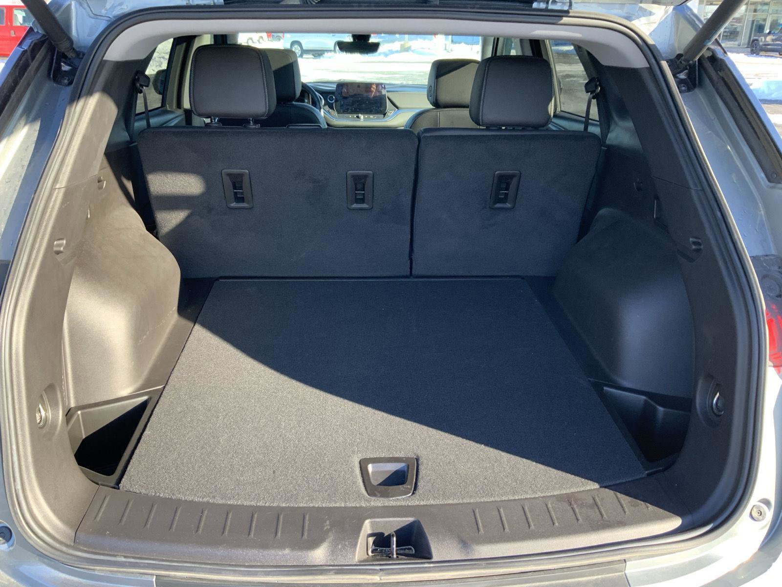 Used 2024 Chevrolet Blazer LT w/ Sound & Technology Package image 11