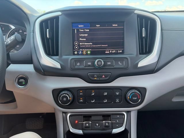 Used 2024 GMC Terrain SLE w/ LPO, Floor Liner Package FWD image 20