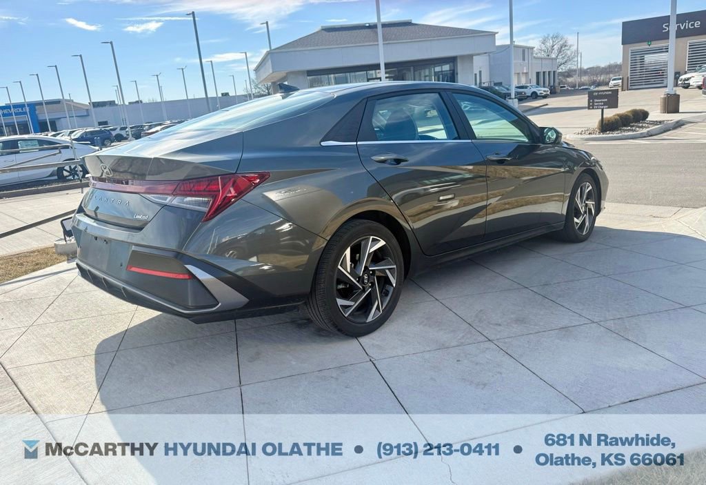 Certified 2024 Hyundai Elantra Limited image 12