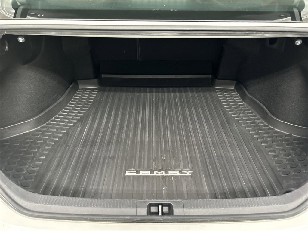 Used 2019 Toyota Camry XSE image 23