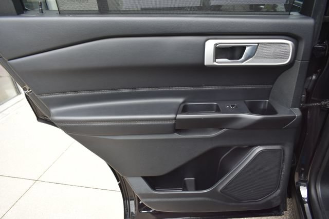Used 2020 Ford Explorer Limited AWD/4WD image 42