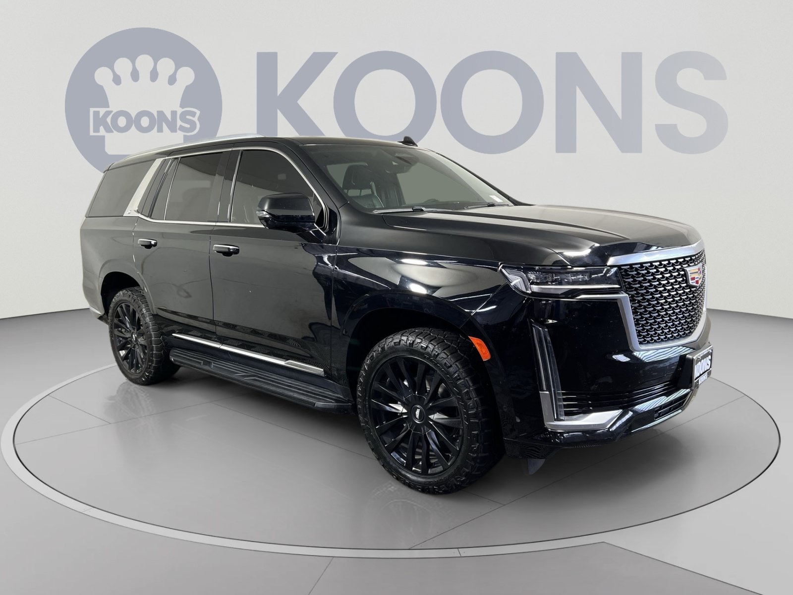 Used 2023 Cadillac Escalade Premium Luxury AWD/4WD image 2