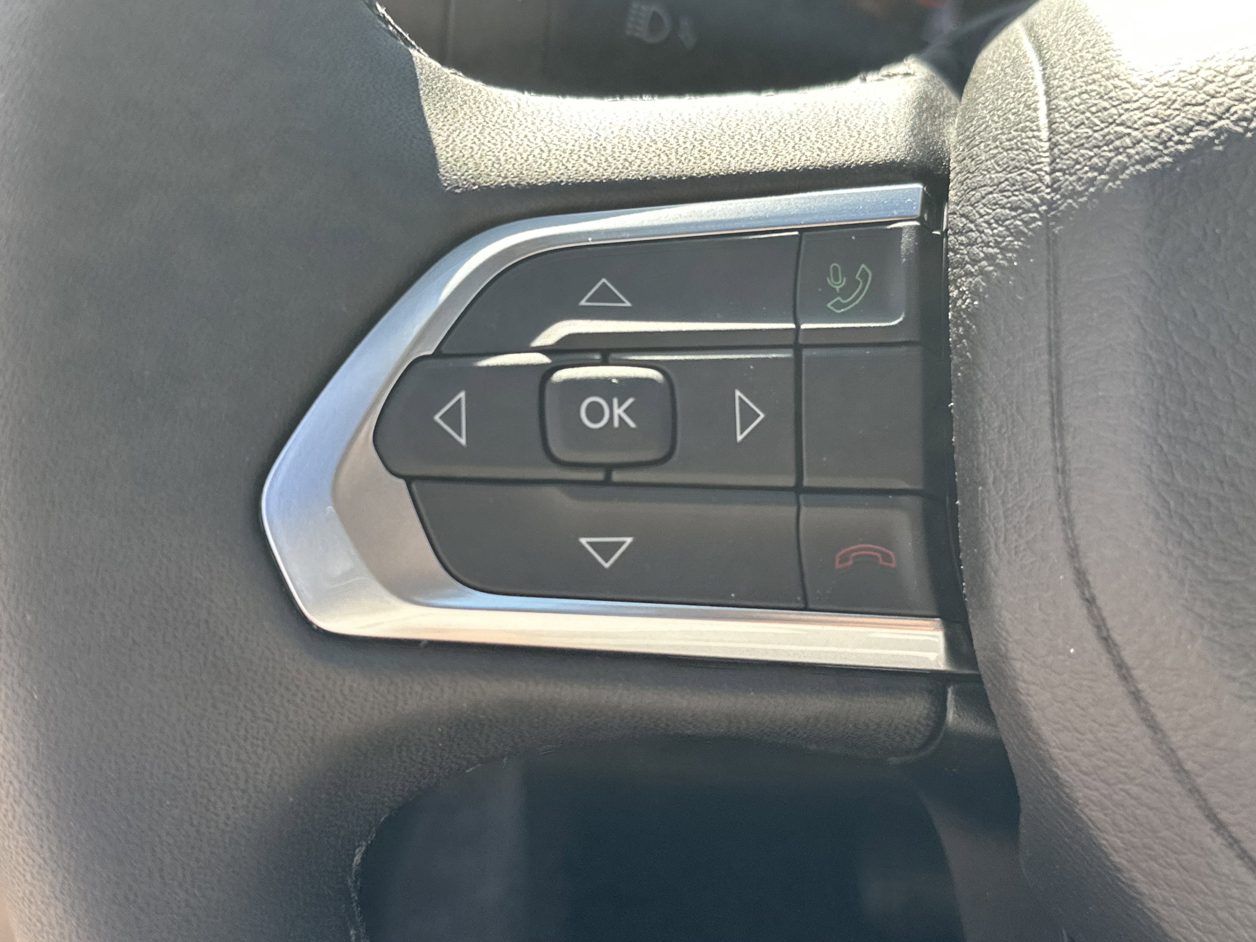 New 2026 Jeep Compass Latitude image 19