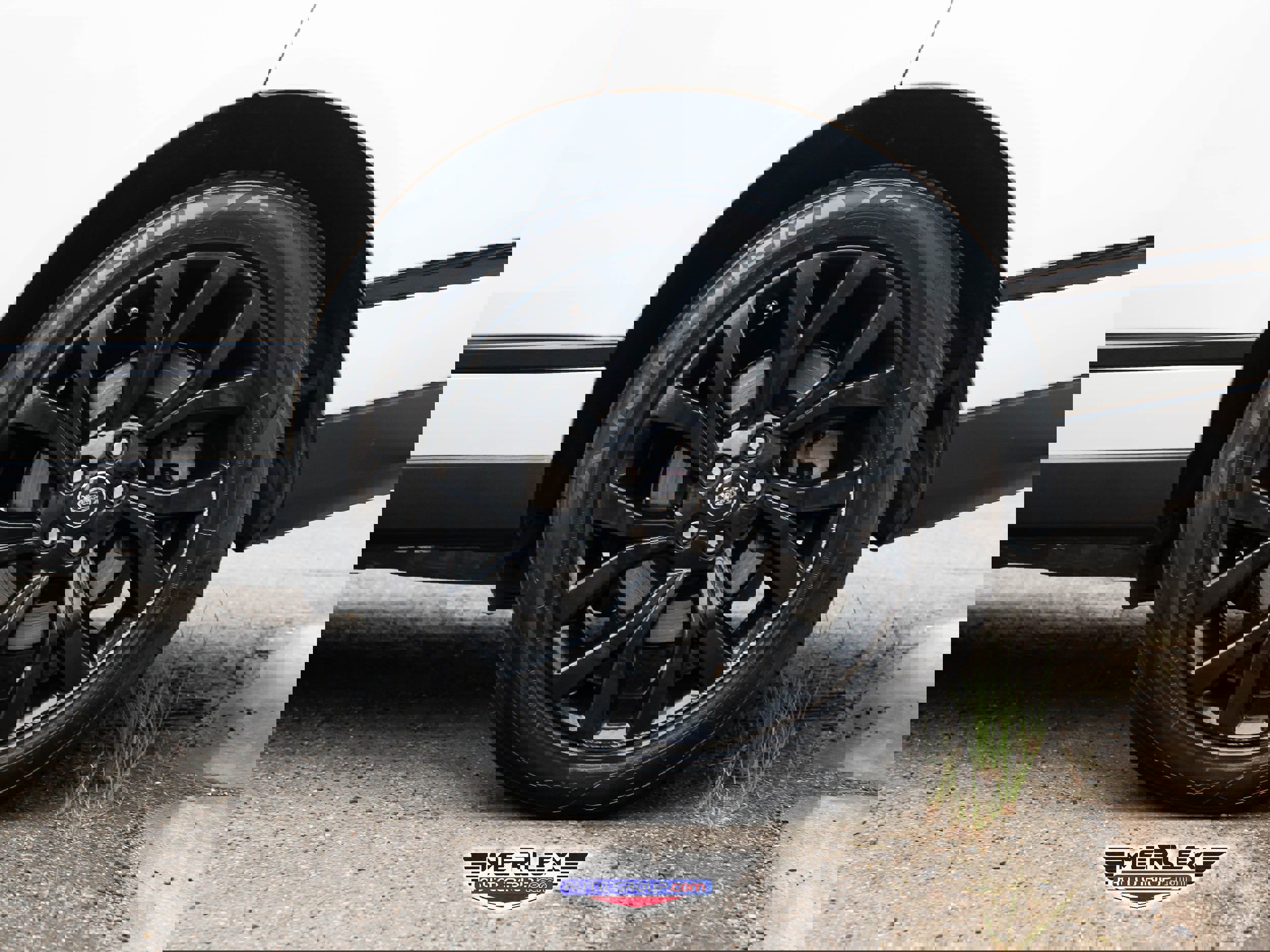 Used 2018 Land Rover Range Rover Supercharged image 12