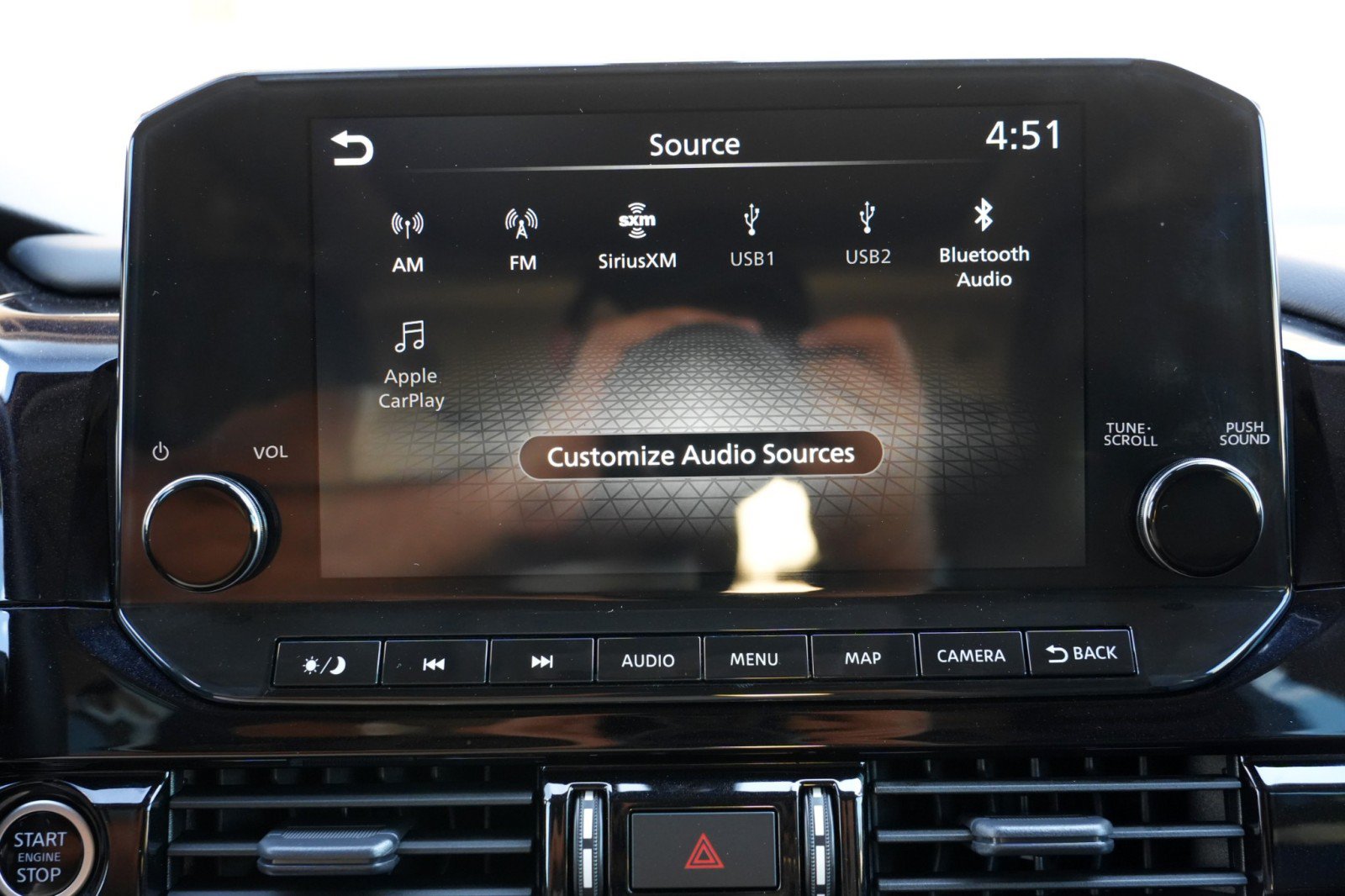 Used 2023 Nissan Pathfinder SL w/ SL Premium Package FWD image 25