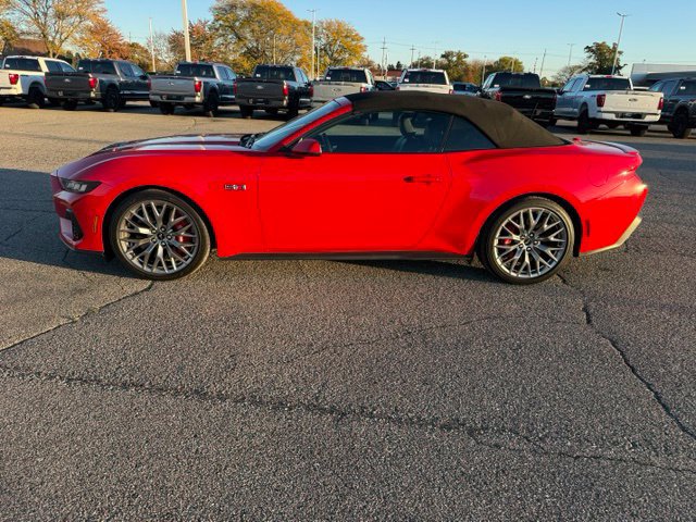 Used 2024 Ford Mustang GT Premium RWD image 3