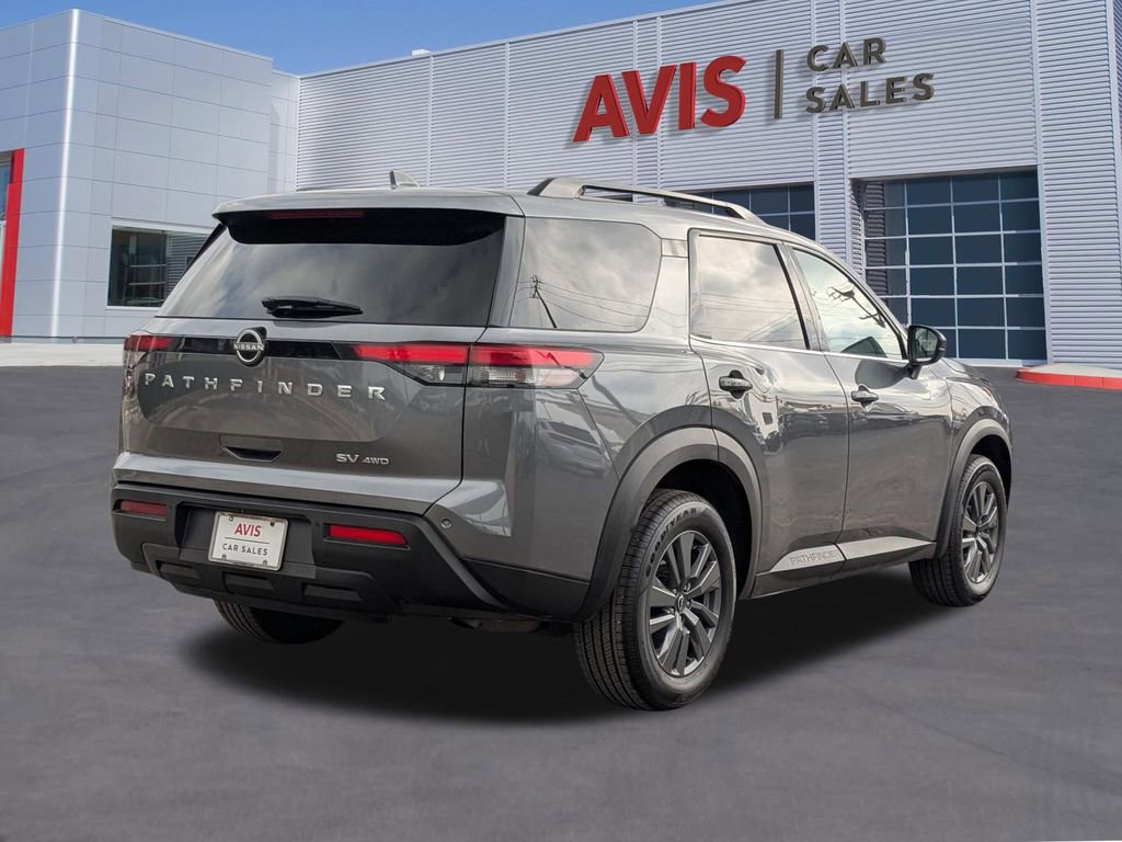 Used 2024 Nissan Pathfinder SV image 6