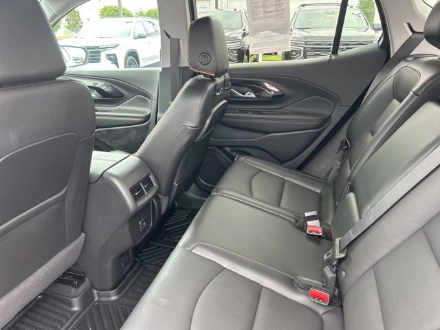 Used 2023 GMC Terrain AT4 AWD/4WD image 30