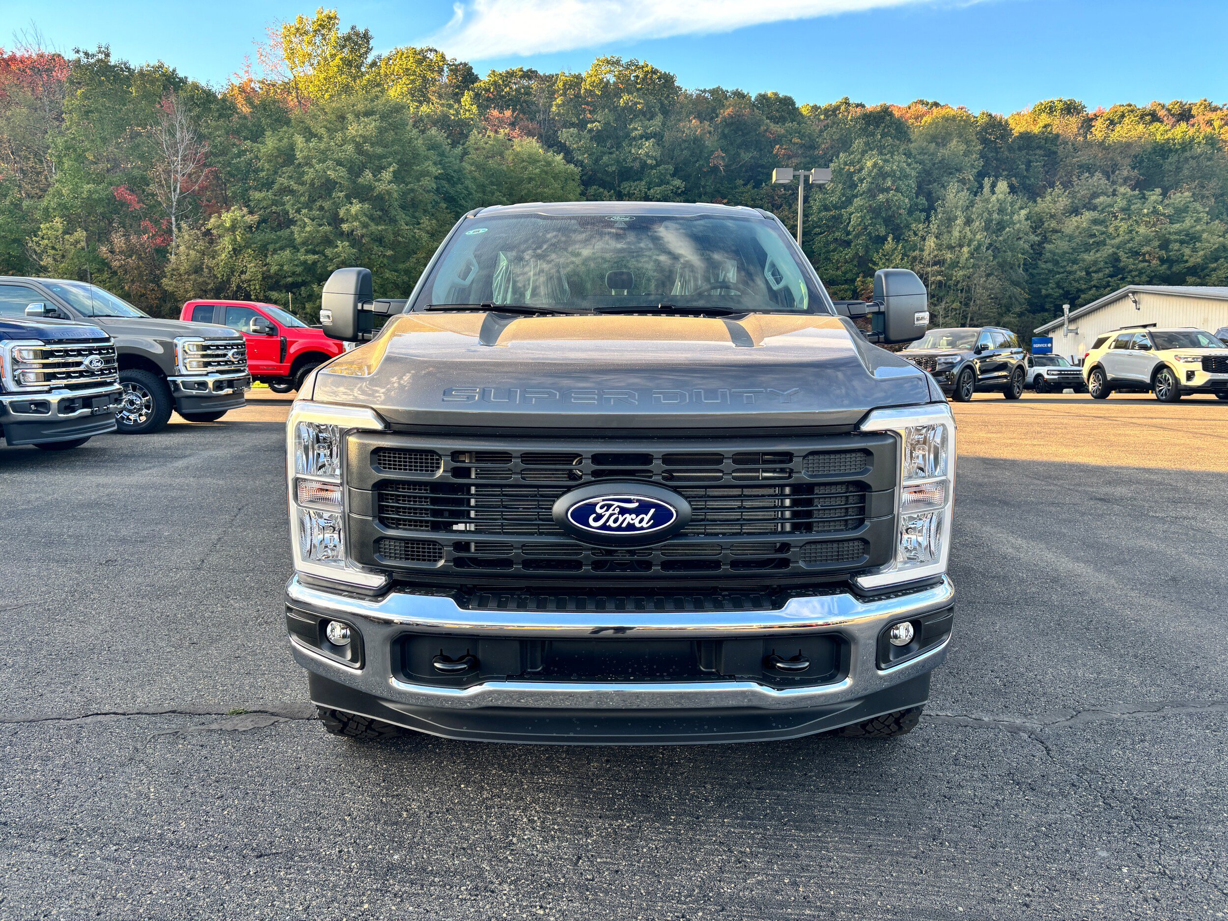 New 2027 Ford F250 XL w/ XL Off-Road 33" Tire Package AWD/4WD image 3