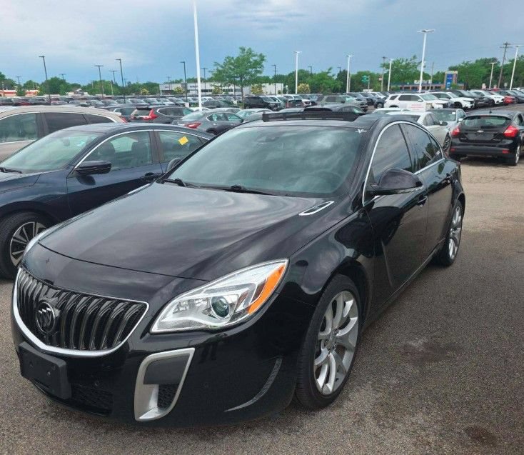 Used 2017 Buick Regal GS w/ Driver Confidence Package #2 AWD/4WD image 1