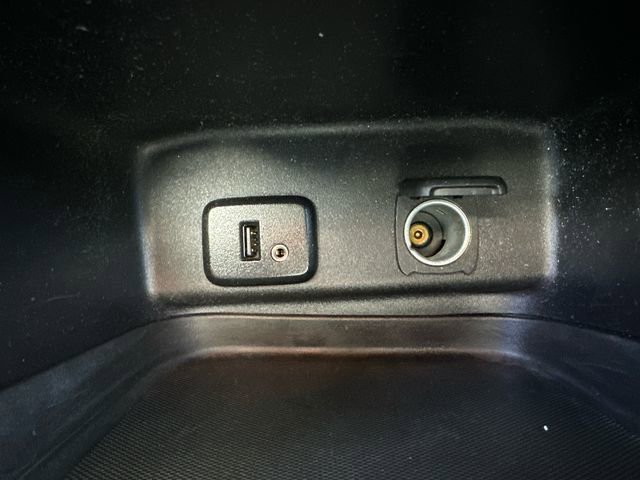 Used 2018 Chevrolet Equinox LT image 33