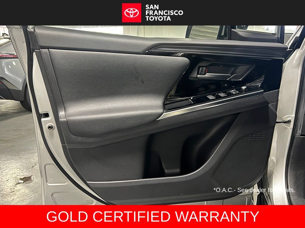 Certified 2023 Toyota bZ4X FWD image 37