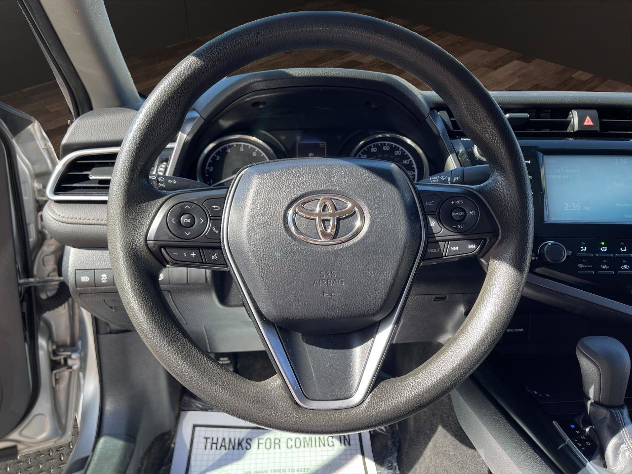 Used 2018 Toyota Camry LE w/ Convenience Package FWD image 10