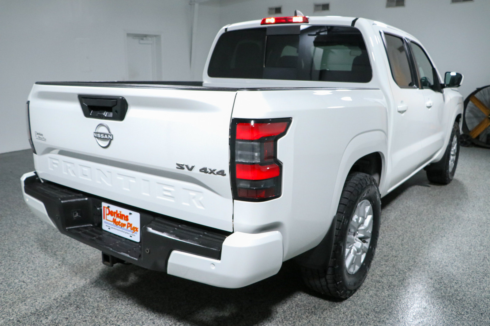 Used 2023 Nissan Frontier SV w/ SV Convenience Package AWD/4WD image 7