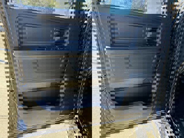 Used 2015 RAM 1500 Express image 23