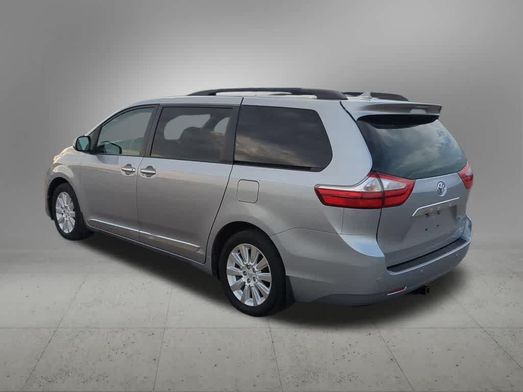 Used 2015 Toyota Sienna Limited Premium AWD/4WD image 4