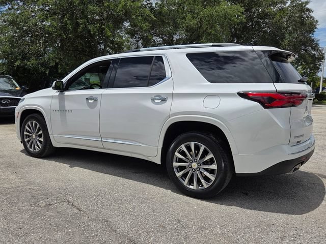 Used 2023 Chevrolet Traverse Premier FWD image 5