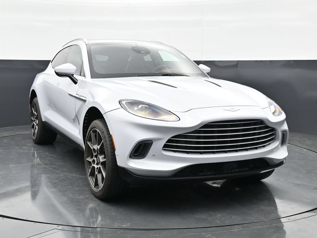 Used 2021 Aston Martin DBX AWD/4WD image 3