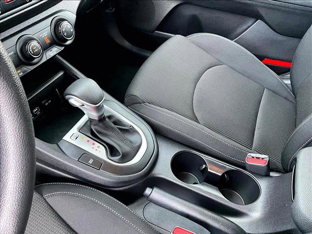 Used 2021 Kia Forte LXS FWD image 15
