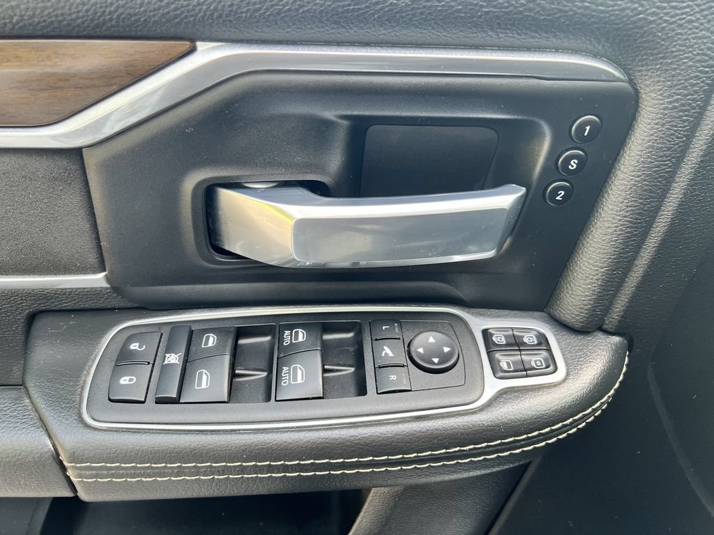 Certified 2024 RAM 2500 Laramie AWD/4WD image 15
