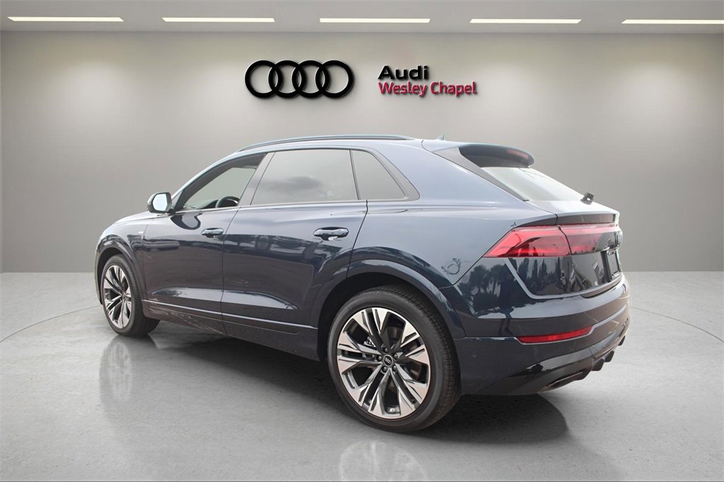New 2025 Audi Q8 Prestige image 3